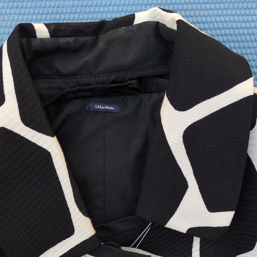 MaxMara Black and White Patterned Trench Coat - Picture 4 of 13